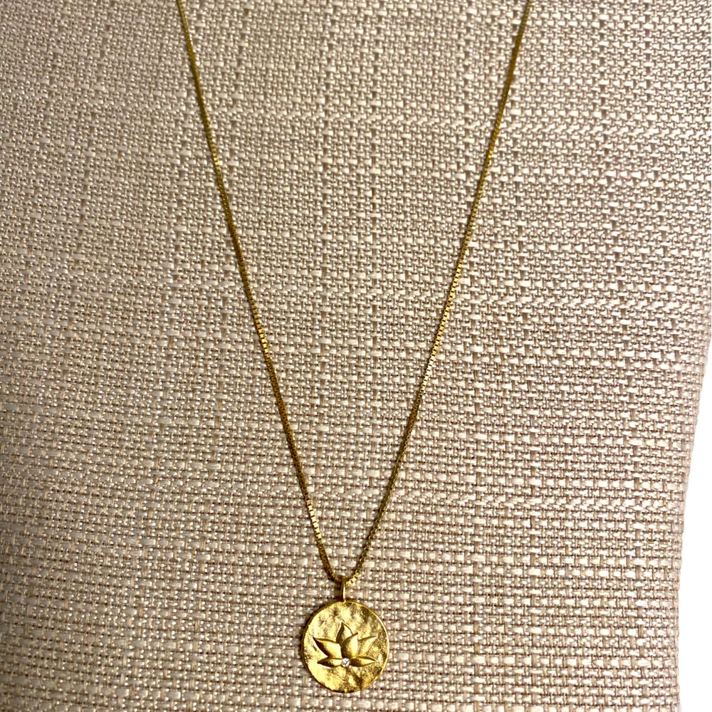 Cupcakes and Cashmere Lotus Necklace